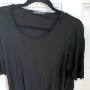 Black hi low shirt